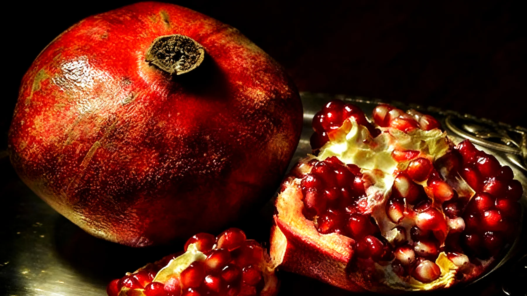 Forbidden Fruit2025-12-23T13:00:10.089Z"