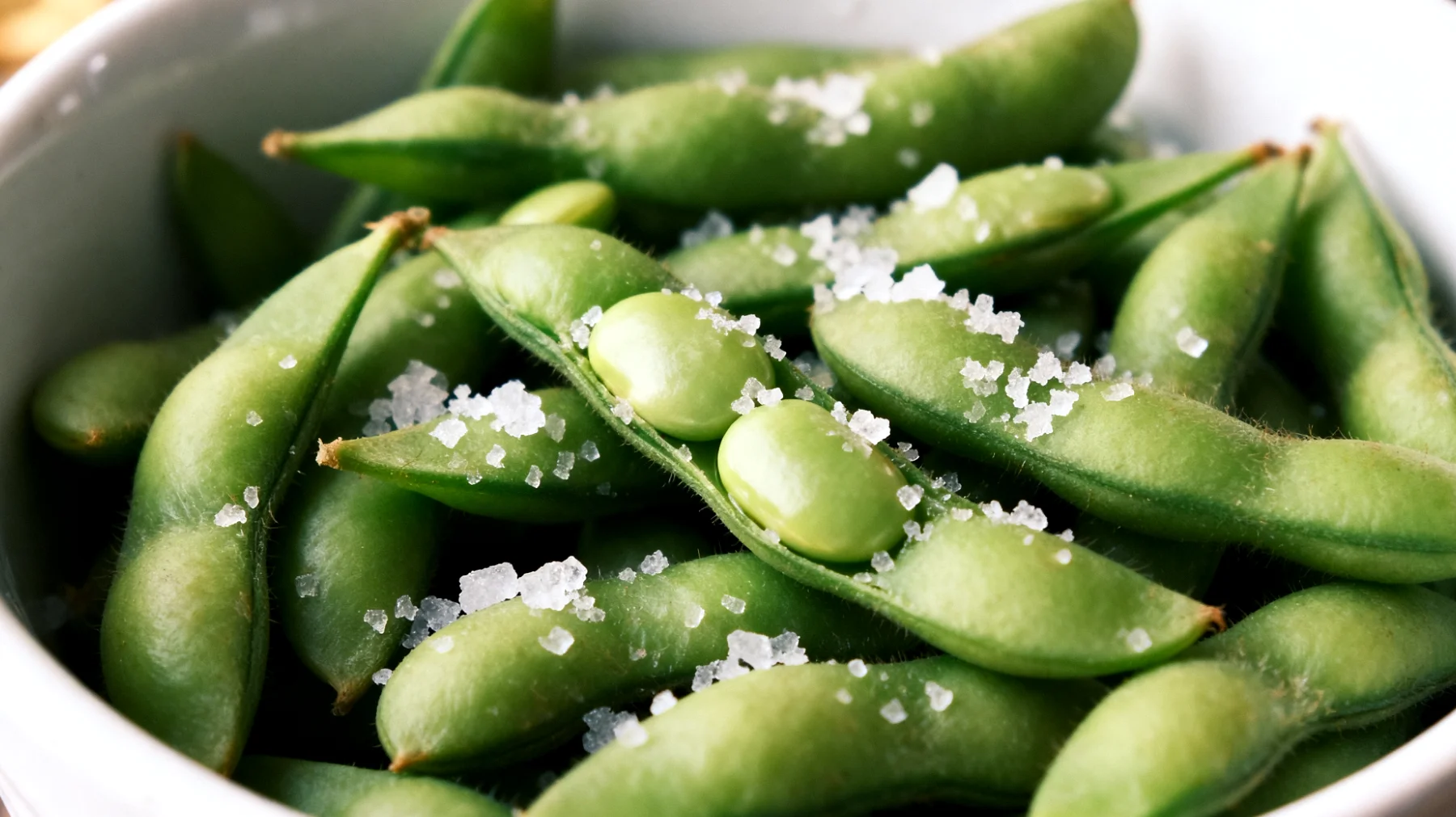 Edamame (fagioli di soia verdi)"