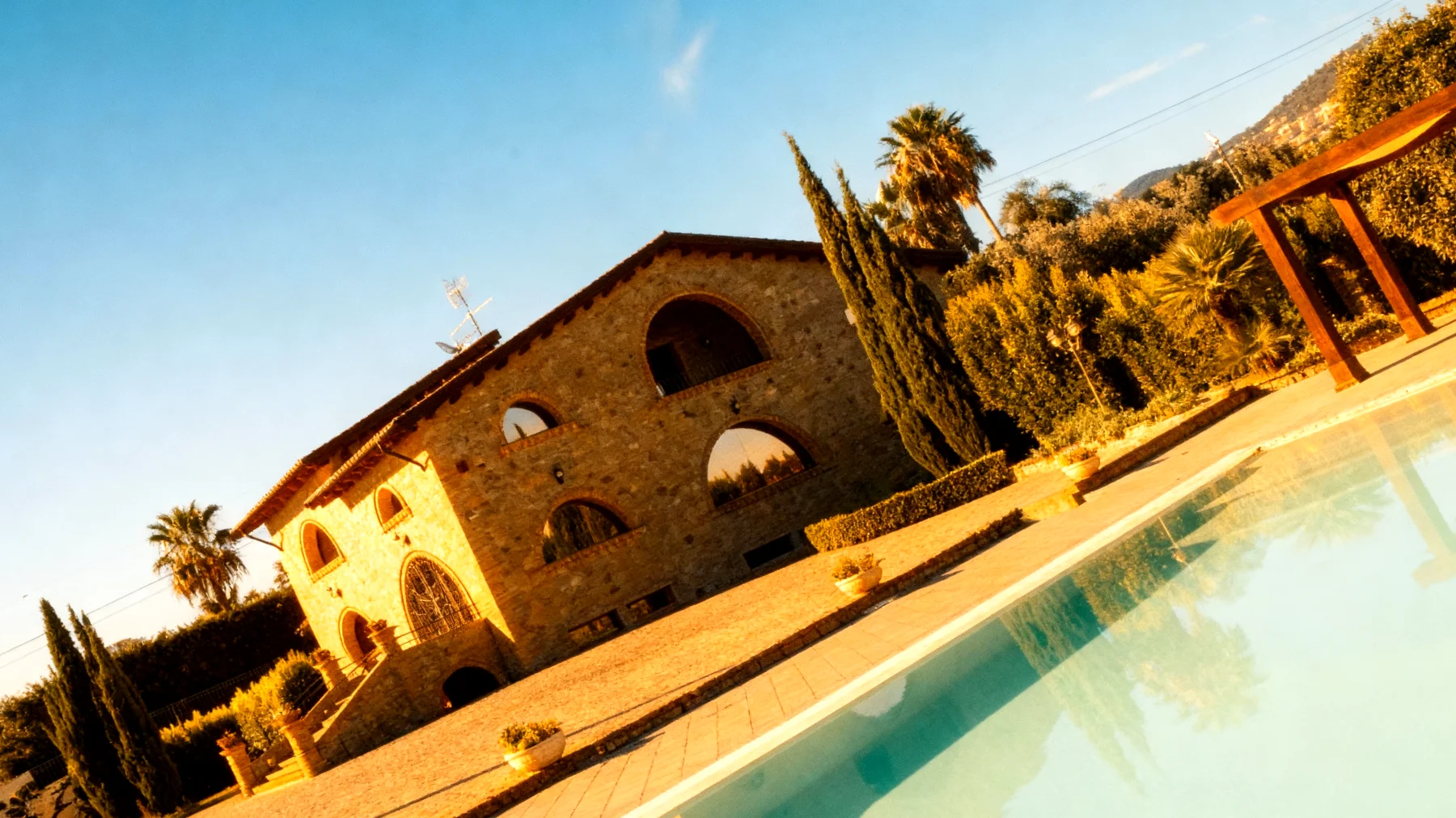 Un posto al sole 2026-01-12T12:39:37.177Z"