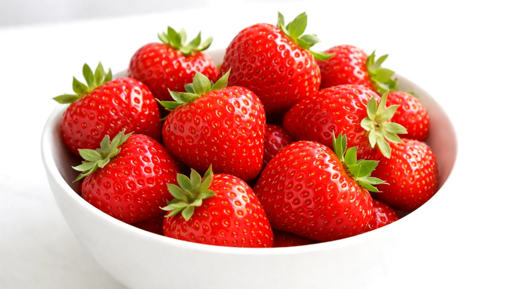 Come preparare le fragole se sei a dieta: consigli per gustarle senza sensi di colpa e massimizzare i benefici durante un regime alimentare controllato"